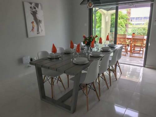 Mare Monte Seaview Boutique Apartment