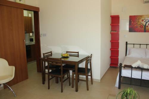Kerynia Apartments