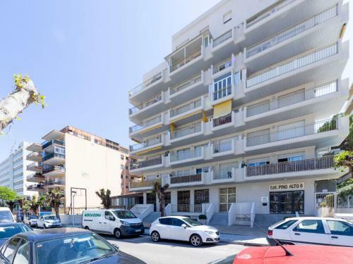 Apartment Pino Alto B