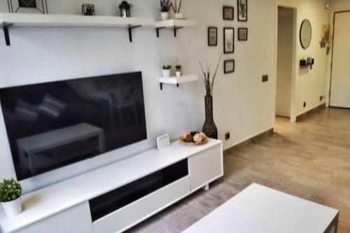 Apartamento Barbacoa + Vistas Al Mar + Playa + Piscina.