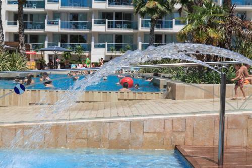 Uhc Acacias Apartments Salou