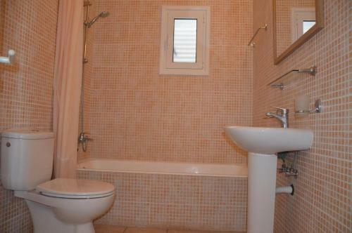 Pafia Sunbeach Townhouse