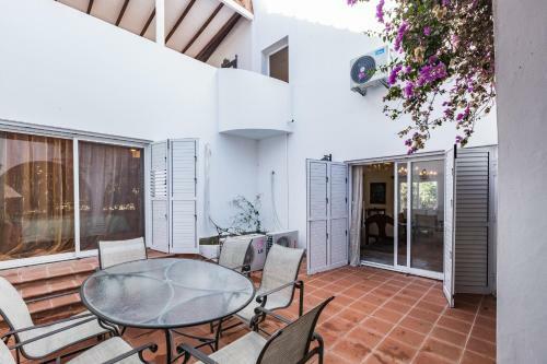 Villa Papaya Residence