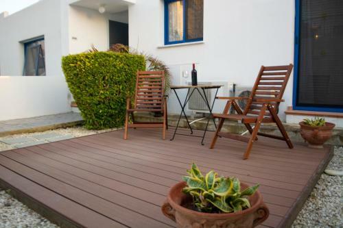 Ron?s Pergola Apartment
