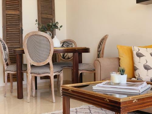 Poseidon's Luxury Apartment