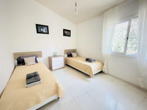 Paradise Gardens 205 2 Bedroom Apartment