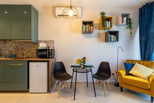 Apartamento Light House - Seafront Cosy Studio With Library