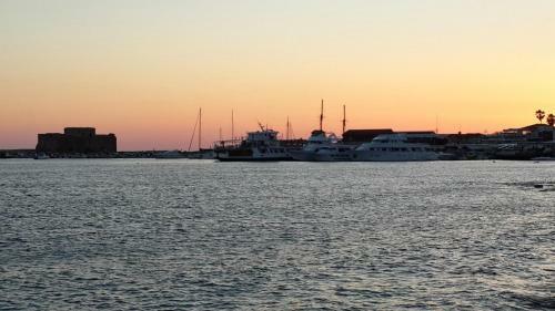 Apartamento Superior Court Vacation Home Away From Home