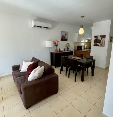 Apartamento 109 Queens Gardens, Paphos