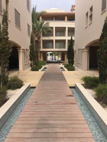 Lingna Luxury Apartment Lighthouse