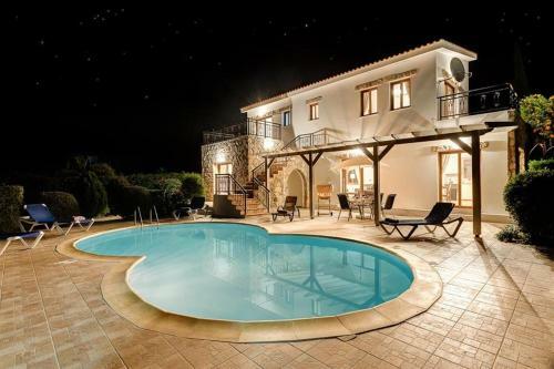 Argaka Beachfront Villa