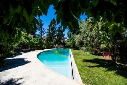 Hesperides Gardens Cozy Apartment In Paphos