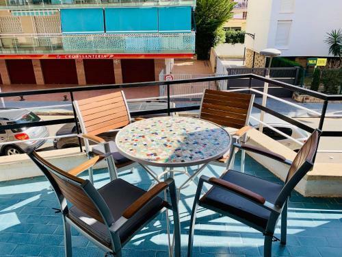Apartamento Book Alexis II Salou