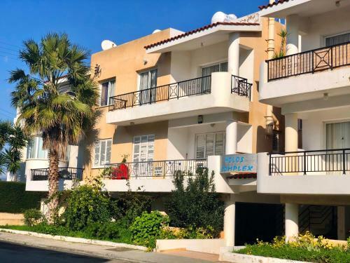Lighthouse Beach Apartment