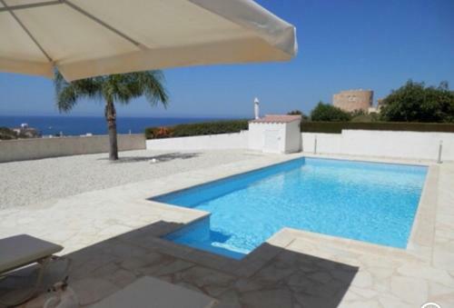 Luxury Villa With Panoramic Sea Views