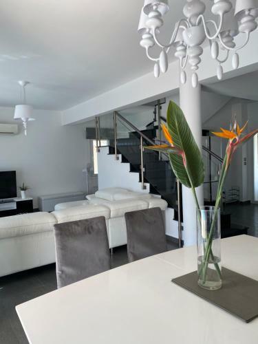 Luxury Villa With Panoramic Sea Views