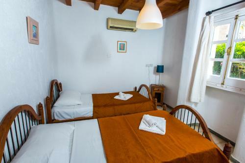 Villa Clarissa & Carmel View