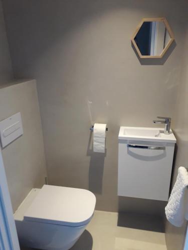 Jacuzzi & Sauna Apartment !