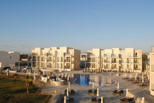 Gold Lagoon Kosher Hotel