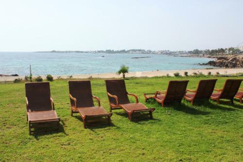 Gold Lagoon Kosher Hotel