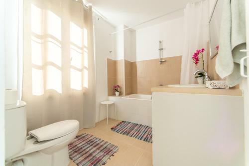 Town Apartment With Panoramic Seaview