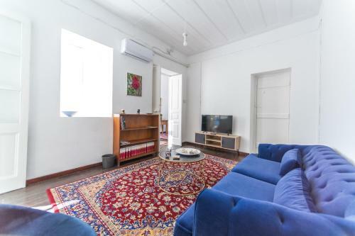 Town Apartment With Panoramic Seaview