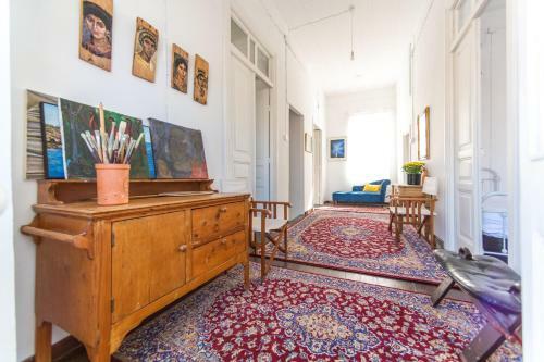 Town Apartment With Panoramic Seaview