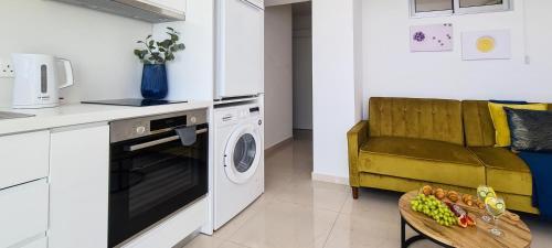 Apartamento Phaedrus Living: Seaview Gold Flat Lighthouse 48