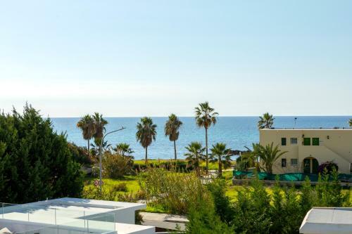 Villa Laurus 6, Walking Distance To The Beach