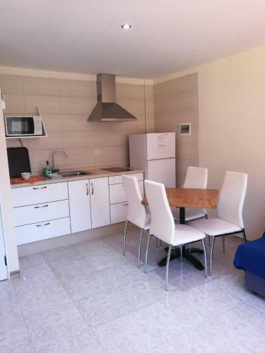 Apartamentos La Villa 4