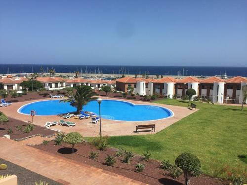 Marina Golf Apartments