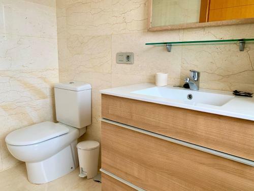 Townhouse 3 Bedrooms On The First Line