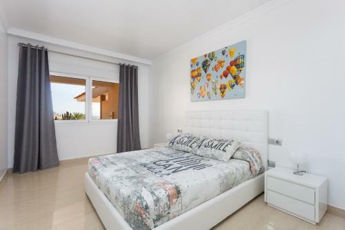 Luxury Golf & Sea Apartment