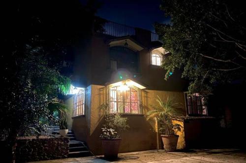 Hermosa Casa En Cuernavaca Con Alberca Calefacci�n Solar