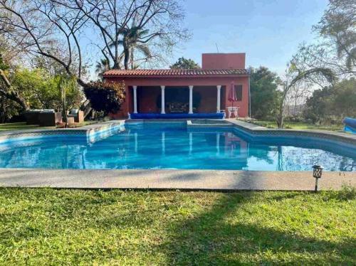 El Vergel Entire Villa W/pool