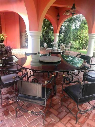 El Vergel Entire Villa W/pool