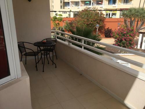 Andylins Place 102 Apartment