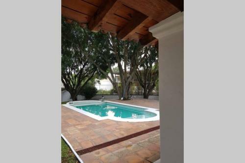 H&s Rent Casa Blanca Rest House.