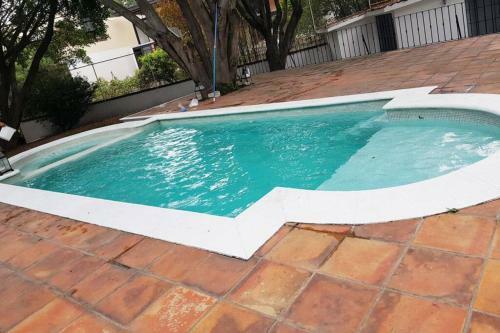 H&s Rent Casa Blanca Rest House.
