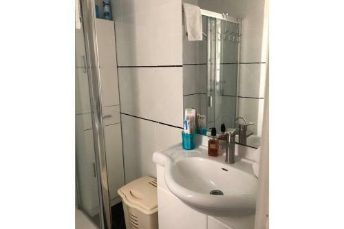 Front Line Apartment In Amarilla Golf