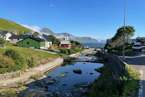 Cozy Traditional Faroese House Next To The River