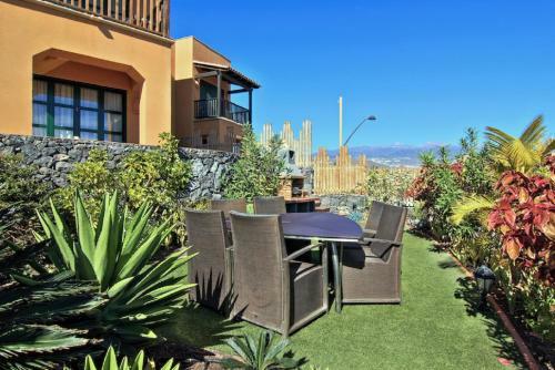 San Blas Villa! Sea Front Terrace!