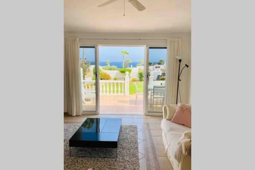Villa With Sea View And Luxury Heated Pool