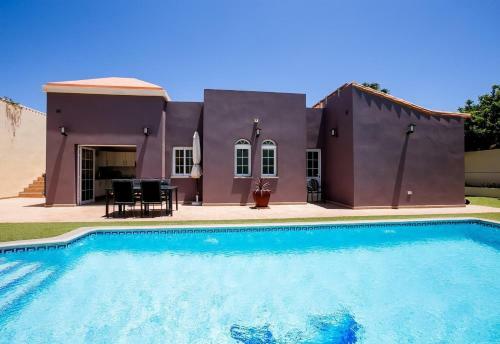 Villa Jacaranda