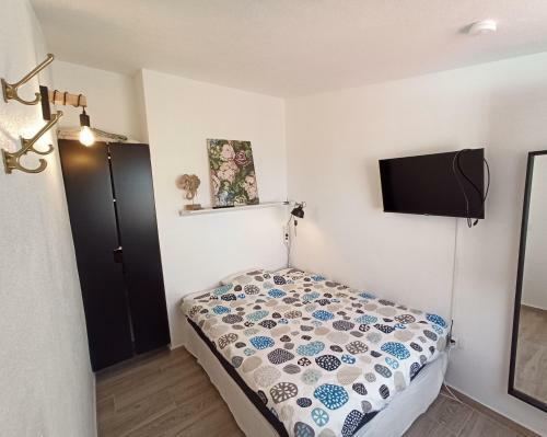 Apartamento Golfsur:jacuzzi/2bath/4bedroom/4tv-netflx/fastwifi