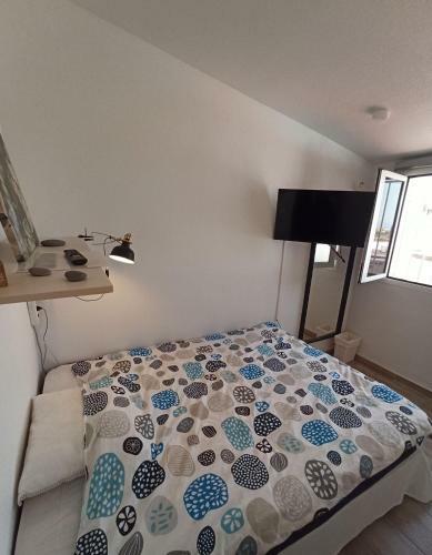 Apartamento Golfsur:jacuzzi/2bath/4bedroom/4tv-netflx/fastwifi
