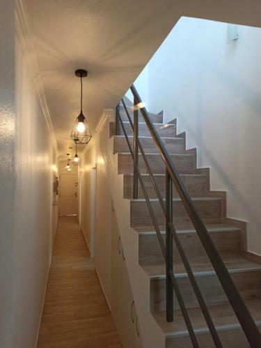 Apartamento Golfsur:jacuzzi/2bath/4bedroom/4tv-netflx/fastwifi