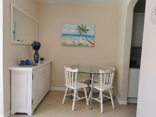 Green Park 2 Bedroom Apartment