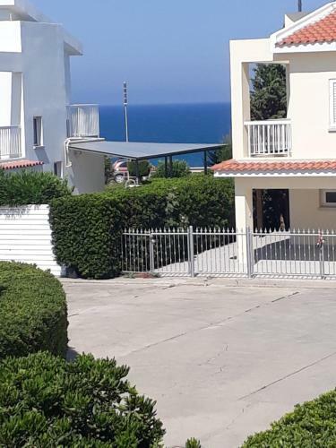 Pervolia Villa At Faros Beach