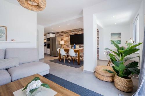 Pure By H&h - Adelfas 1, Golf Del Sur
